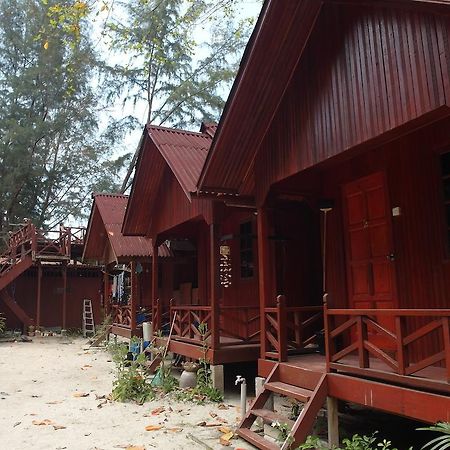 Ayumni House Hotel Pulau Perhentian Besar Exterior photo