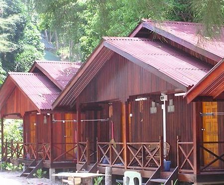 Ayumni House Hotel Pulau Perhentian Besar Exterior photo